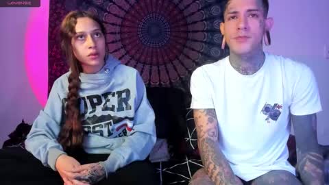 cleo y maikol online show from February 19, 2026, 5:47 am