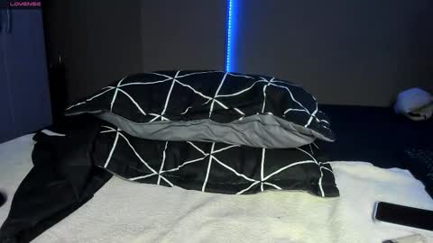 cleo y maikol online show from March 14, 2026, 1:38 pm