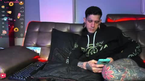 Snapshot of cleosexxx chatting on June 7, 2026, 5:11 am cleo y maikol online show from June 7, 2026, 5:11 am