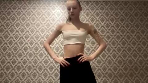 Cleo online show from January 13, 2026, 7:08 pm