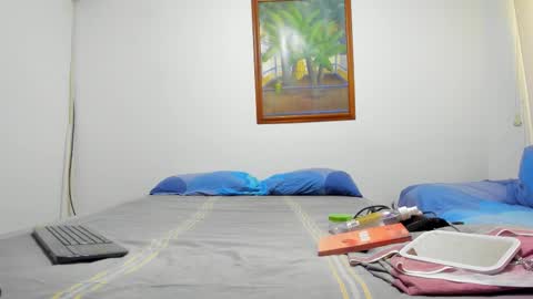 cleowhite_ online show from October 20, 2025, 5:35 pm