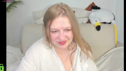 Snapshot of cleoxotie chatting on June 15, 2026, 1:41 am cleoxotie online show from June 15, 2026, 1:41 am