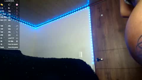 Snapshot of clermontt chatting on December 30, 2024, 2:08 pm clermontt online show from December 30, 2024, 2:08 pm