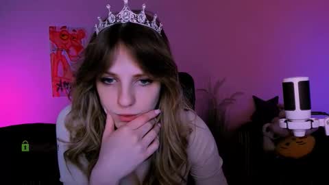 Snapshot of clery_shine chatting on February 1, 2026, 9:52 am clery_shine online show from February 1, 2026, 9:52 am