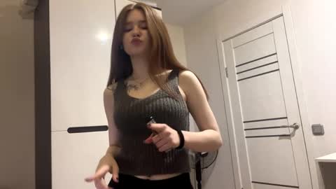 Alice online show from April 12, 2026, 10:37 pm