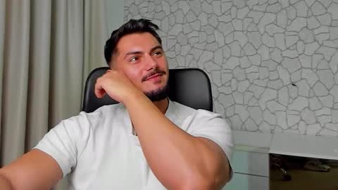 ClintMasterss online show from November 28, 2025, 6:49 am