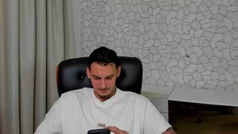 Snapshot of clintmasterss chatting on June 18, 2026, 9:14 am ClintMasterss online show from June 18, 2026, 9:14 am