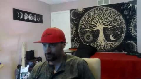 Snapshot of clintwood12 chatting on May 14, 2026, 9:43 pm chad online show from May 14, 2026, 9:43 pm