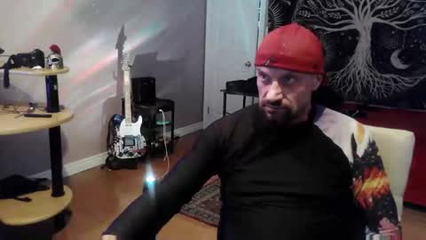 Snapshot of clintwood12 chatting on May 20, 2026, 11:22 pm chad online show from May 20, 2026, 11:22 pm