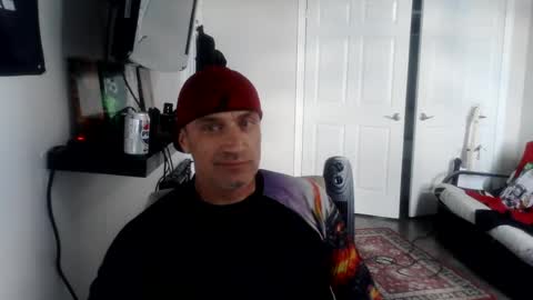 Snapshot of clintwood12 chatting on June 19, 2026, 8:34 pm chad online show from June 19, 2026, 8:34 pm