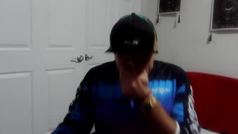 Snapshot of clintwood12 chatting on July 2, 2026, 2:33 am chad online show from July 2, 2026, 2:33 am