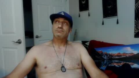 Snapshot of clintwood12 chatting on July 17, 2026, 11:06 am chad online show from July 17, 2026, 11:06 am