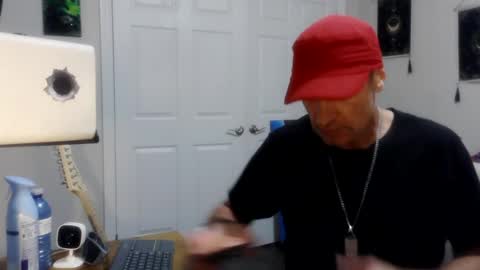 Snapshot of clintwood12 chatting on July 20, 2026, 7:16 pm chad online show from July 20, 2026, 7:16 pm