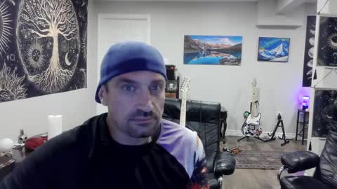 Snapshot of clintwood12 chatting on August 3, 2026, 2:21 am chad online show from August 3, 2026, 2:21 am