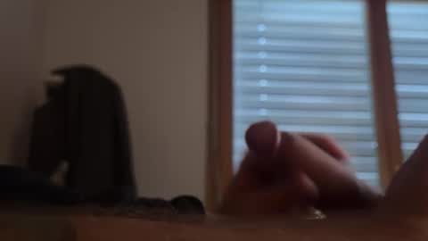 clitoliker online show from November 24, 2025, 7:52 am