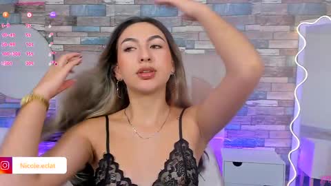 cloe_1tay online show from May 30, 2026, 3:03 am