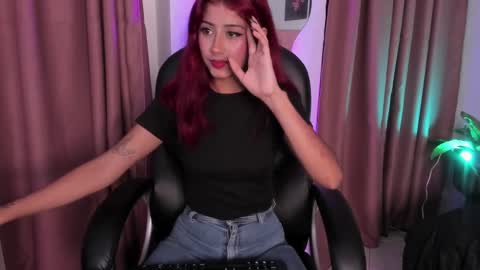 Cloe online show from March 7, 2025, 3:07 pm