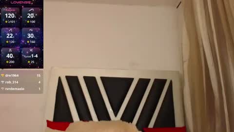 CLOE online show from October 14, 2025, 12:06 pm