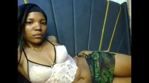 Cloe online show from October 17, 2025, 11:07 pm