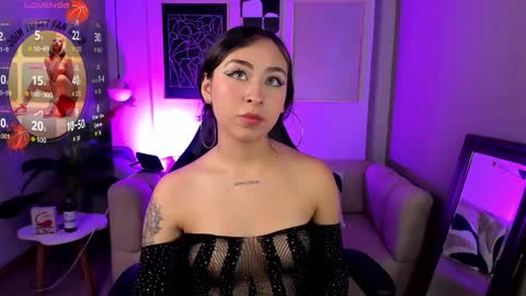 Cloe  online show from October 13, 2025, 2:00 am