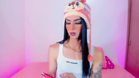 Snapshot of cloe_reminton_ chatting on March 10, 2025, 6:49 am CLOE REMINTON online show from March 10, 2025, 6:49 am