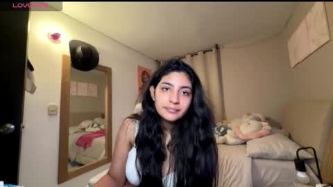Snapshot of cloe_small08 chatting on October 11, 2025, 2:22 am cloe small online show from October 11, 2025, 2:22 am