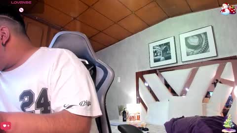 Cloe x Billy online show from December 16, 2025, 7:52 pm