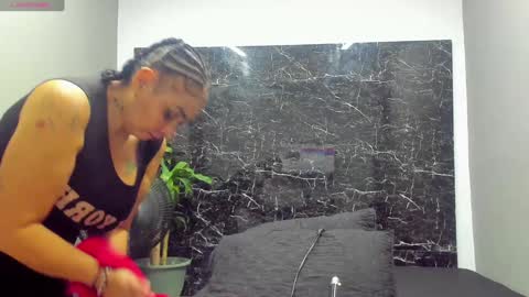 CLOE online show from February 4, 2025, 11:27 am