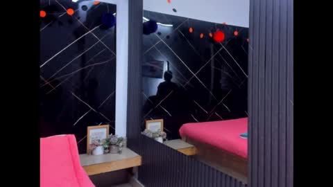 CLOE online show from November 13, 2025, 11:31 am