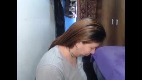 cloepregnant25 online show from February 22, 2026, 2:26 pm