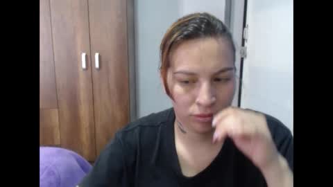 cloepussy online show from November 13, 2025, 12:59 pm