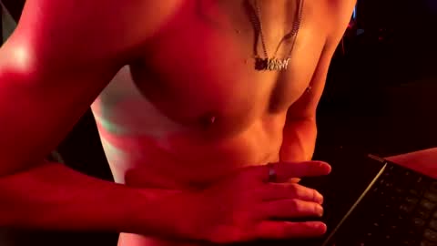 Drew online show from February 26, 2025, 11:48 pm