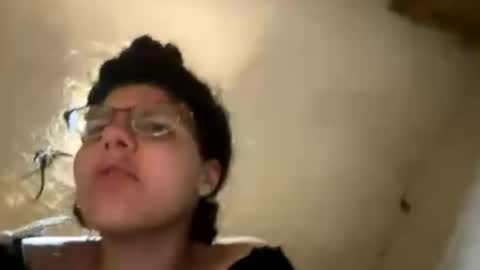 Snapshot of cloudybxtch69 chatting on July 13, 2026, 9:01 am cloudybxtch69 online show from July 13, 2026, 9:01 am