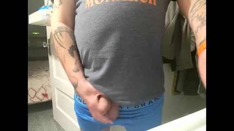 Snapshot of cloudydadnsa chatting on February 23, 2025, 10:17 am Dad online show from February 23, 2025, 10:17 am