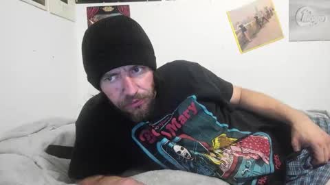 cloudyystarr666 online show from October 26, 2025, 5:35 am