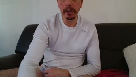 clouplefun online show from November 9, 2025, 12:47 pm