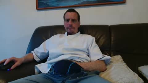 clouplefun online show from April 13, 2026, 5:57 am