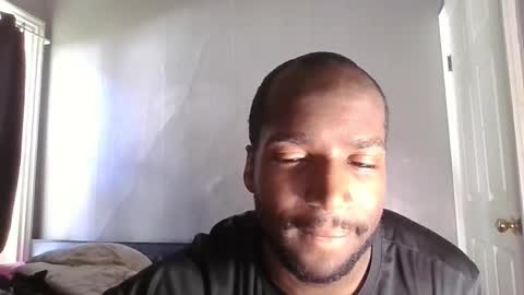 clouvo online show from October 31, 2025, 7:04 pm