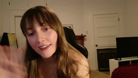 Snapshot of clover_tully chatting on February 15, 2026, 7:51 am Clover online show from February 15, 2026, 7:51 am