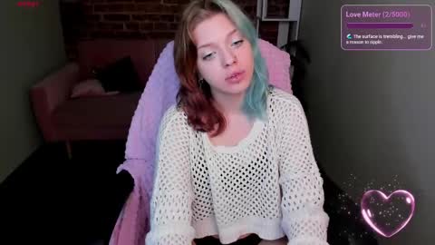 Snapshot of clown_princess chatting on April 30, 2026, 11:42 pm Lina online show from April 30, 2026, 11:42 pm