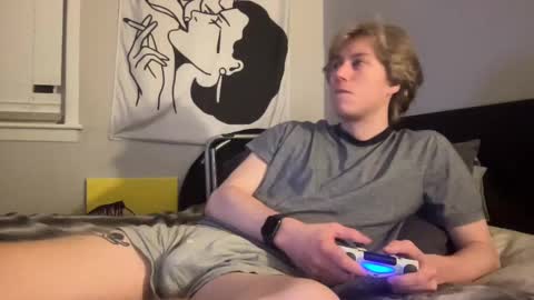 Clyde Austin online show from December 10, 2024, 3:09 am