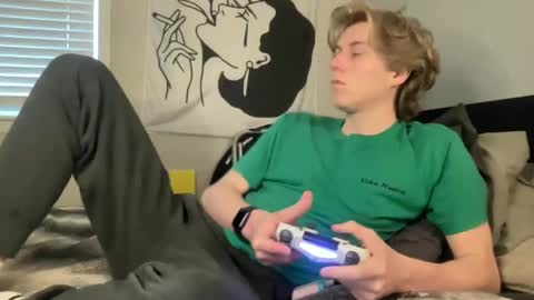 Clyde Austin online show from January 15, 2025, 7:34 pm