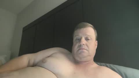 cmachen online show from April 17, 2026, 2:25 am