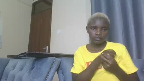 Snapshot of coastal_baddie chatting on May 19, 2026, 6:58 pm Ninah online show from May 19, 2026, 6:58 pm