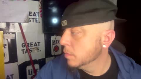 Snapshot of cock_n_creamz_n_wet_dreamz chatting on December 14, 2024, 4:09 pm COCK N CREAMZ WET DREAMZ online show from December 14, 2024, 4:09 pm