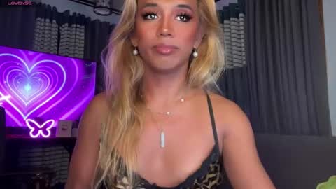 Snapshot of cockprincess_dianna chatting on October 14, 2025, 4:57 am PrincessDianna IslandGirl CUMSHOW in PVT and PASSWORDSHOW online show from October 14, 2025, 4:57 am