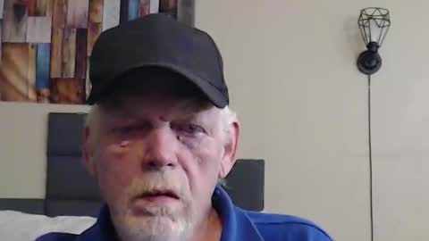 cockreadynow4u online show from December 5, 2025, 7:17 am