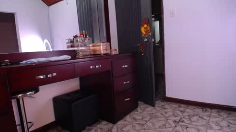 Sara Martinez      online show from December 9, 2024, 6:34 am