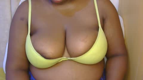 Snapshot of coco_vibes chatting on June 10, 2026, 9:30 am Zuri online show from June 10, 2026, 9:30 am