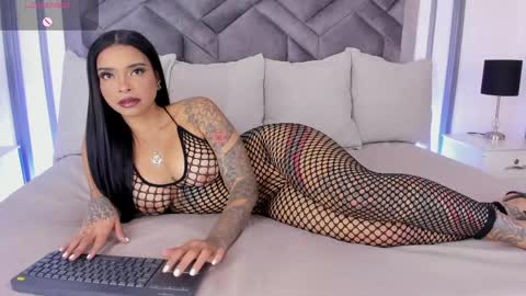 Snapshot of cocodamore1 chatting on April 24, 2026, 11:34 am online show from April 24, 2026, 11:34 am